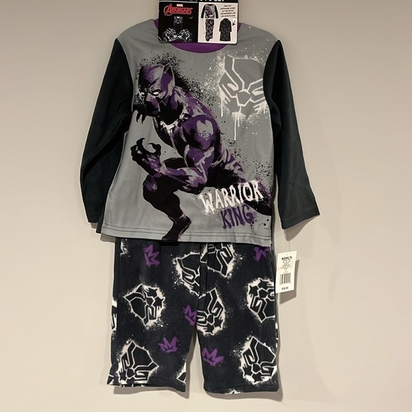 🆕 Marvel Avengers Black Panther Boys Warrior King 2-Piece‎ Pajama Set Size 4 - Picture 2 of 12